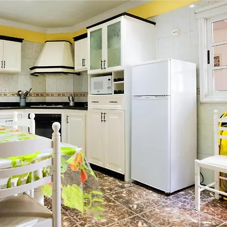 Дом отдыха Live La Victoria Carril - Casa Acogedora Y Familiar Con Terraza Completa