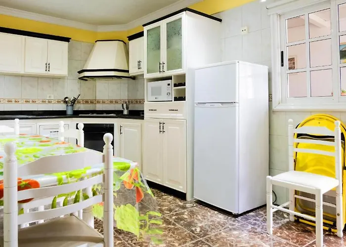 Dom wakacyjny Live La Victoria Carril - Casa Acogedora Y Familiar Con Terraza Completa